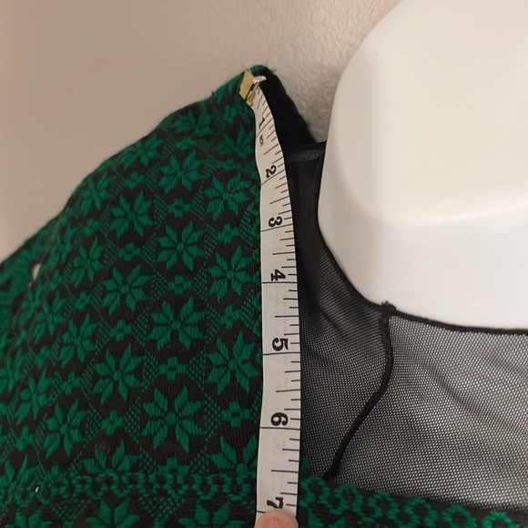 Hand made poncho - Picture 9 of 11